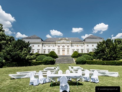Hochzeit - Art der Location: Hotel - Pamhagen - Feiern Sie Ihre Hochzeit im Schloss Halbturn im Burgenland.
Foto © weddingreport.at - Schloss Halbturn - Restaurant Knappenstöckl