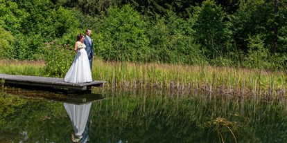 Hochzeit - Preisniveau: moderat - Enns - Der kleine Teich eignet sich ideal für unvergessliche Hochzeitsfotos. - Eidenberger Alm