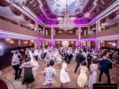 Hochzeit - Umgebung: im Park - Wien-Stadt Innere Stadt - unser prunkvoller Ballsaal - Austria Trend Parkhotel Schönbrunn