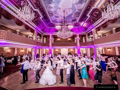 Hochzeit - Geeignet für: Eventlocation - Stockerau - Party der Hochzeitsgäste - Austria Trend Parkhotel Schönbrunn