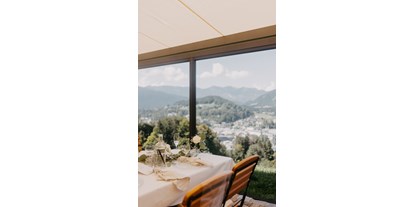 Hochzeit - Art der Location: Eventlocation - Berchtesgaden - Ausblick auf Berchtesgaden - Salzbergalm 