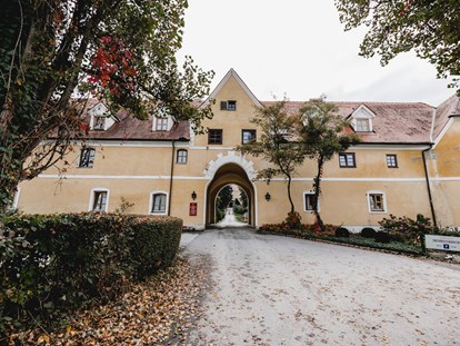 Hochzeit - Art der Location: Hotel - Schlosshotel Obermayerhofen