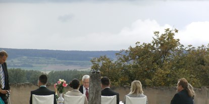 Hochzeit - Trauung im Freien - Inzigkofen - Historischer Hängegarten Schloss Neufra bei Riedlingen