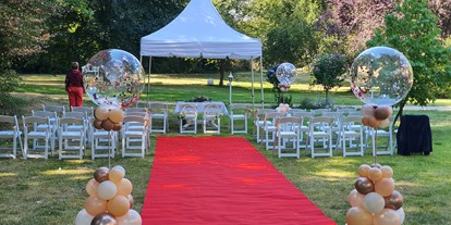 Hochzeit - Umgebung: im Park - Niederzier - Freie oder standesamtliche Trauung im Park - Landhaus Danielshof