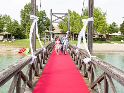 Hochzeit - Trauung im Freien - Neusiedler See - Hochzeit Insel im See - Zugang - VILA VITA Pannonia