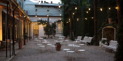 Hochzeit - Herbsthochzeit - Lago Maggiore - Der Innenhof bei Sonnenuntergang. - Villa Piceni