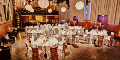Hochzeit - Geeignet für: Firmenweihnachtsfeier - Berlin-Stadt Mitte - Festsaal mit Hochzeitseindeckung - freiheit fünfzehn