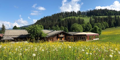 Hochzeit - Umgebung: am Land - Obertraun - Heiraten in der Arlhofhütte auf 850 Metern Seehöhe im Salzburger Land. - Arlhofhütte - Altenmarkt