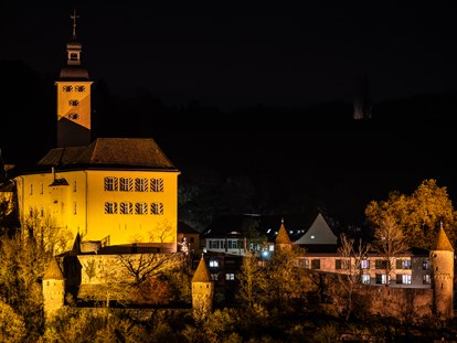Hochzeit - Parkplatz: kostenlos - Adelsheim - Schloss Horneck bei Nacht - Schlosshotel Horneck