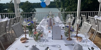 Hochzeit - Hochzeits-Stil: Boho-Glam - Altlandsberg - Strandhotel Vier Jahreszeiten Buckow