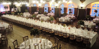 Hochzeit - Art der Location: Eventlocation - Berchtesgaden - Eine Variante für die Hochzeits-Bestuhlung - Restaurant Stieglkeller - Salzburg