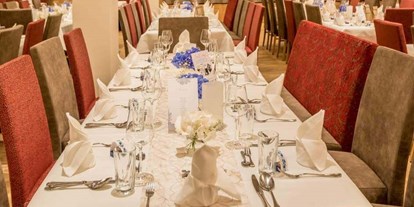 Hochzeit - Weinkeller - Mittersill - Die Tischeinteilung kann individuell gestaltet werden - Hotel Gasthof Flatscher