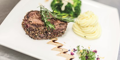 Hochzeit - Sommerhochzeit - Burgau (Burgau) - Steak Spezialitäten - Hotel Raffel