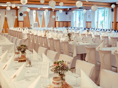 Hochzeit - Hochzeits-Stil: Boho-Glam - Oberösterreich - PreunerWirt - Location, Hof & Wirtshaus