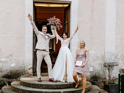 Hochzeit - Trauung im Freien - Schlosswirt Kornberg