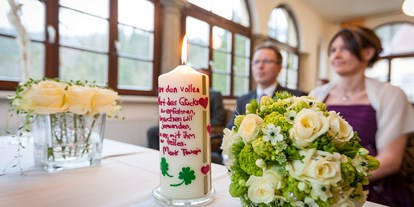 Hochzeit - Hall - Standesamtliche Trauung im Wintergarten - Naturhotel Schloss Kassegg