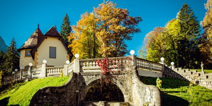 Hochzeit - Hall - Schlosterrasse für standesamtliche Trauung oder Agape - Naturhotel Schloss Kassegg