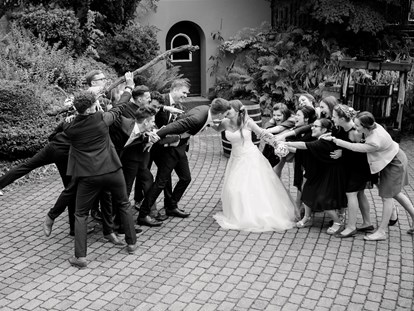 Hochzeit - Hochzeitsessen: 3-Gänge Hochzeitsmenü - Steiermark - Fotolocation im Innenhof - Jöbstl Stammhaus 