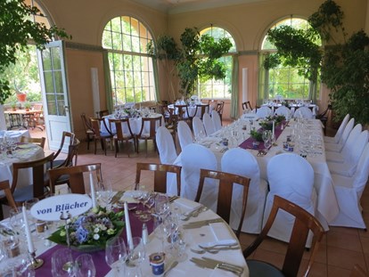 Hochzeit - Art der Location: im Freien - Schloss Ziethen - Orangerie Dinner - Schloss Ziethen
