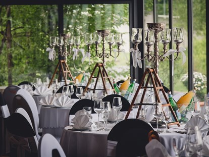 Hochzeit - Hochzeits-Stil: Modern - Wien-Stadt Hietzing - Donau Restaurant - Vabene