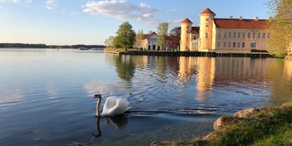 Hochzeit - Herbsthochzeit - Brandenburg - Das Rheinsberger Schloss bietet eine tolle Kulisee für unvergessliche Hochzeitsfotos. - Ferienhof Linow