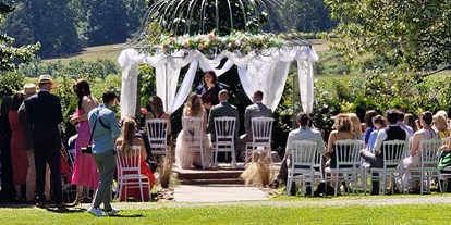 Hochzeit - Garten - Güssing - Zeremonie in der Kuppel - Palais Kneissl