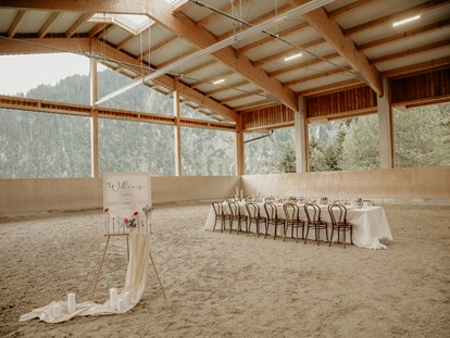 Hochzeit - Art der Location: Wintergarten - Reithalle
