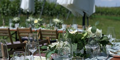 Hochzeit - Hochzeits-Stil: Boho-Glam - Weiden am See - Schmankerlheuriger