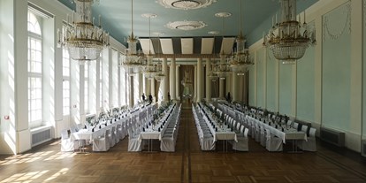 Hochzeit - barrierefreie Location - Cadolzburg - Blauer Saal - Orangerie Ansbach