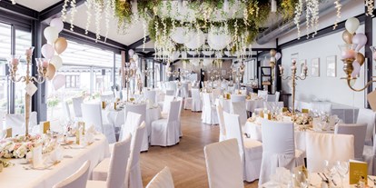 Hochzeit - Spielplatz - Bedburg - Restaurant mit Hochzeitsdecoration - Club Astoria