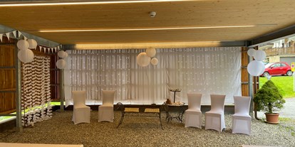 Hochzeit - Art der Location: Gasthaus - Bludenz - Carport für freie Trauung  - Relax- & Vitalhotel Adler