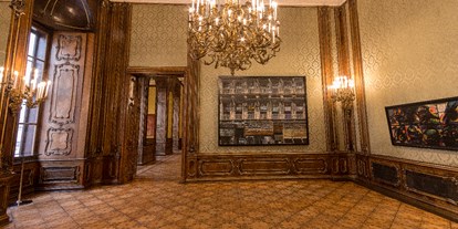 Hochzeit - Art der Location: Schloss - Margarethen am Moos - Der Grüne Salon des Palais Schönborn-Batthyány in Wien. - Palais Schönborn-Batthyány