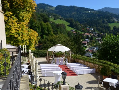 Hochzeit - Art der Location: privates Anwesen - Österreich - Gartenhochzeit auf Schloss Wolfsberg  - Schloss Wolfsberg