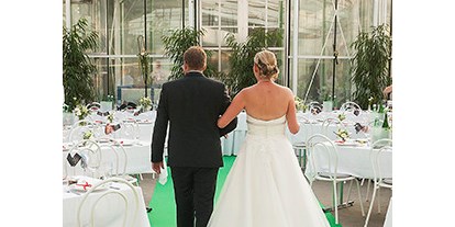 Hochzeit - Art der Location: Wintergarten - Donauraum - Eventglashaus 2 - der perfekte Ort für eine ruhige Tafel - Eventglashaus - Praskac Das Pflanzenland