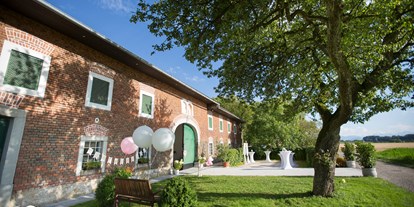 Hochzeit - Preisniveau: moderat - Enns - Feiern Sie Ihre Hochzeit am Radlgruberhof in 4502 Tiestling.
Foto © sandragehmair.com - Radlgruberhof