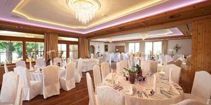 Hochzeit - Hochzeits-Stil: Rustic - Hall in Tirol - Gartenhotel Maria Theresia****