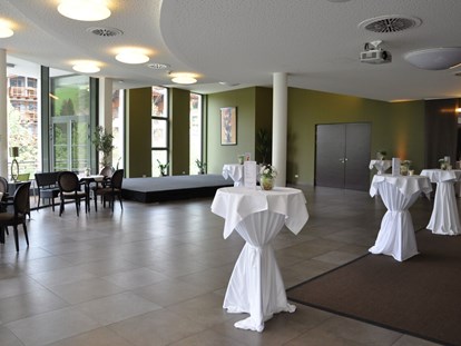 Hochzeit - Ladestation für Elektroautos - Salzburg - Foyer - Sporthotel Wagrain