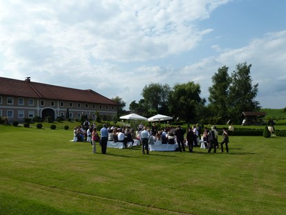 Hochzeit - interne Bewirtung - Unsere Outdoortrauungsmöglichkeiten - Stadlerhof Wilhering