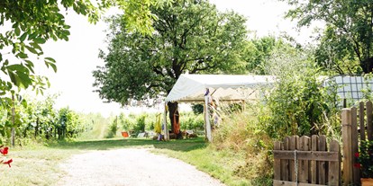 Hochzeit - Art der Location: im Freien - Donauraum - Weingut Weinhandwerk
