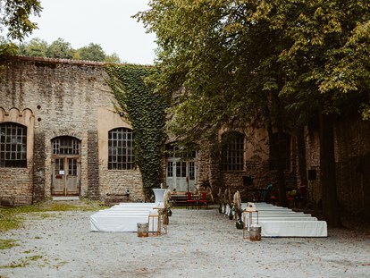 Hochzeit - Umgebung: am Fluss - Deutschland - Heiraten auf Schloss Horneck / Eventscheune 