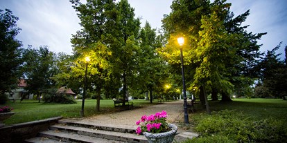 Hochzeit - Umgebung: im Park - Győr-Moson-Sopron - Park - Schlosshotel Szidónia