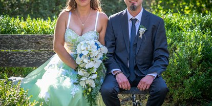 Hochzeit - Hochzeitsessen: 5-Gänge Hochzeitsmenü - Aigen im Ennstal - Fotos im hinteren Garten - ABP Burgers