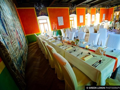 Hochzeit - Festzelt - Der Festsaal des Schloss Ottersbach.
Foto © greenlemon.at - Schloss Ottersbach