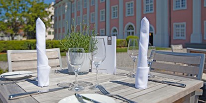 Hochzeit - Umgebung: im Park - Ravensburg - Terrasse  - Neues Schloss Meersburg