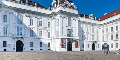Hochzeit - Wien Simmering - Josefsplatz - Österreichische Nationalbibliothek