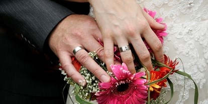 Hochzeit - Trauung im Freien - Wien Simmering - Gartenschank - Feste für die Sinne