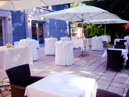 Hochzeit - nächstes Hotel - Wien - unser eigener Garten - Austria Trend Parkhotel Schönbrunn
