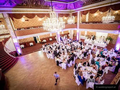 Hochzeit - Geeignet für: Eventlocation - Wien - zu Tisch  - Austria Trend Parkhotel Schönbrunn