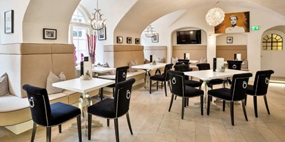 Hochzeit - nächstes Hotel - Ainring - Café - Radisson Blu Hotel Altstadt 5*