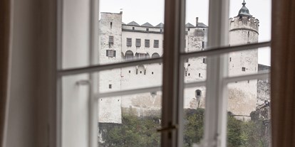 Hochzeit - Art der Location: ausgefallene Location - Salzburg-Stadt (Salzburg) - Blick auf die Festung Hohensalzburg - K+K Restaurant am Waagplatz